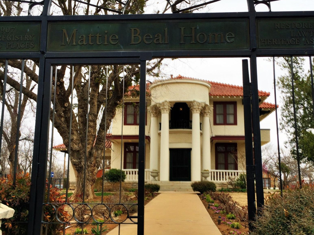 Historic Mattie Beal Home-劳顿必去景点
