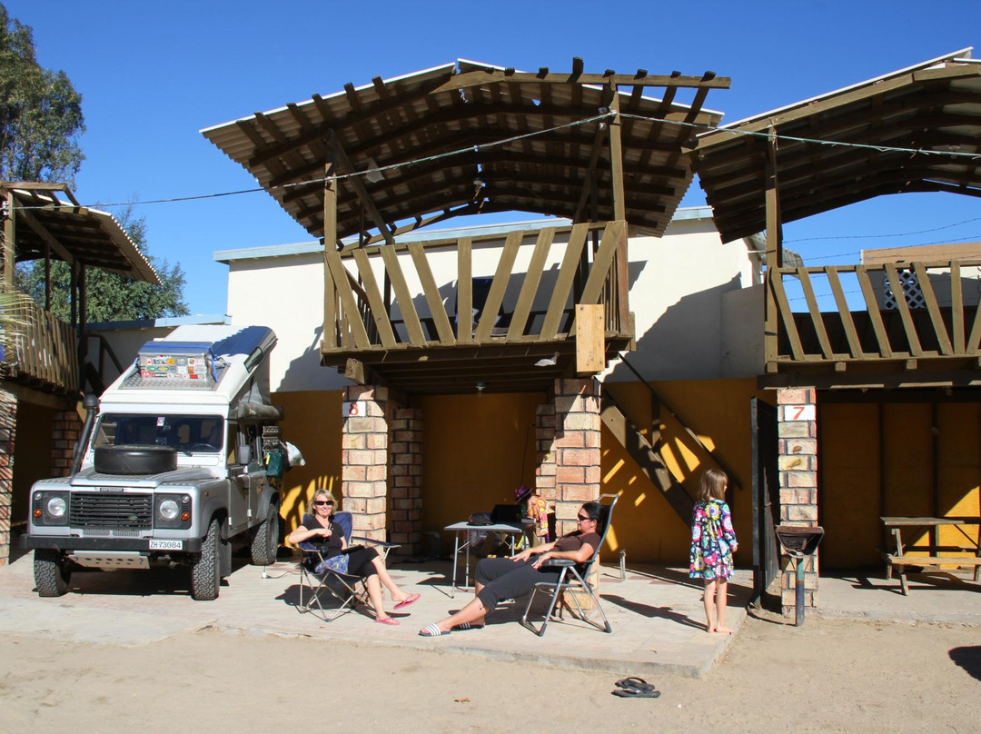 KiKis RV Camping & Hotel