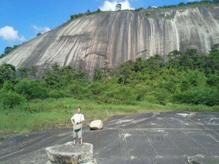 封开斑石风景区-封开县必去景点