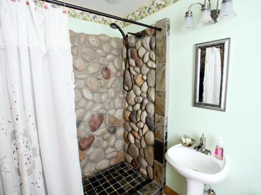 Carbon Countrys Shady Rest Bed and Breakfast主图