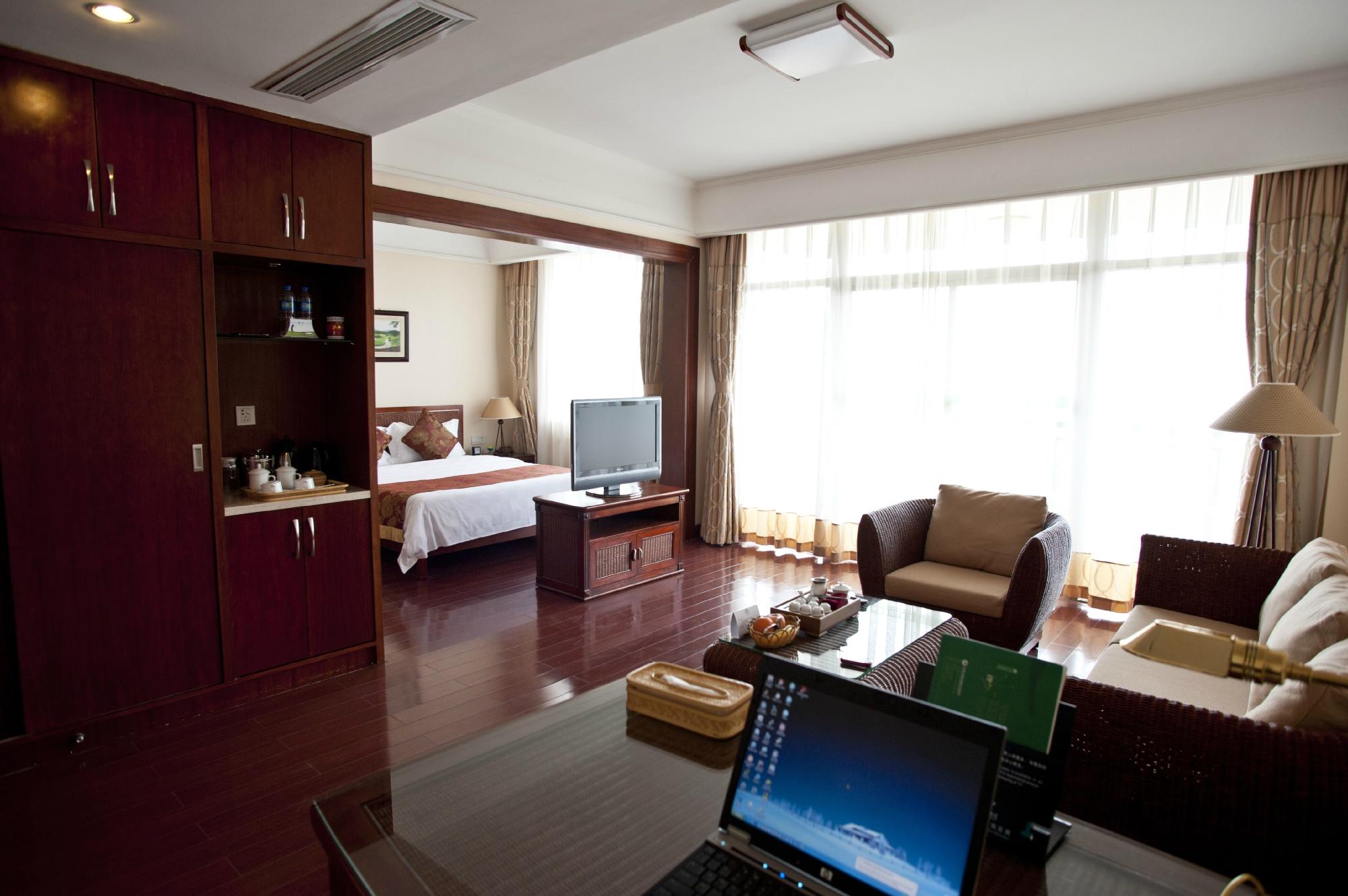 太伟风景酒店-客卧