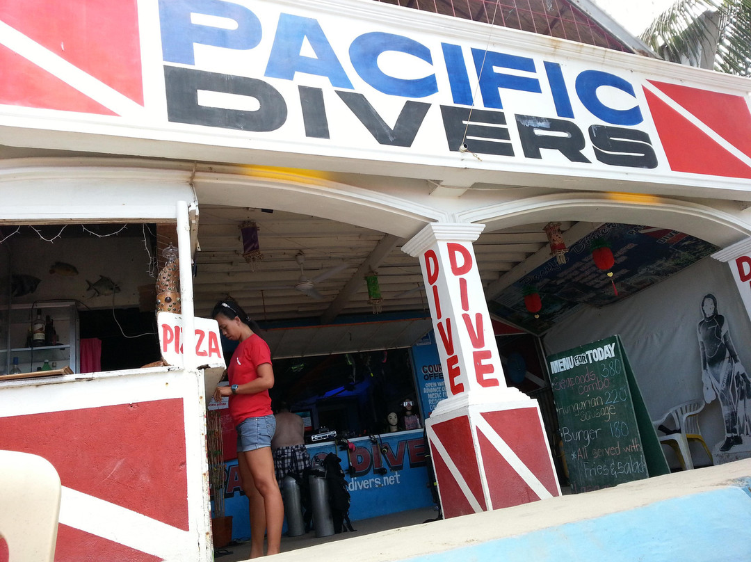 Pacific Divers景点图片