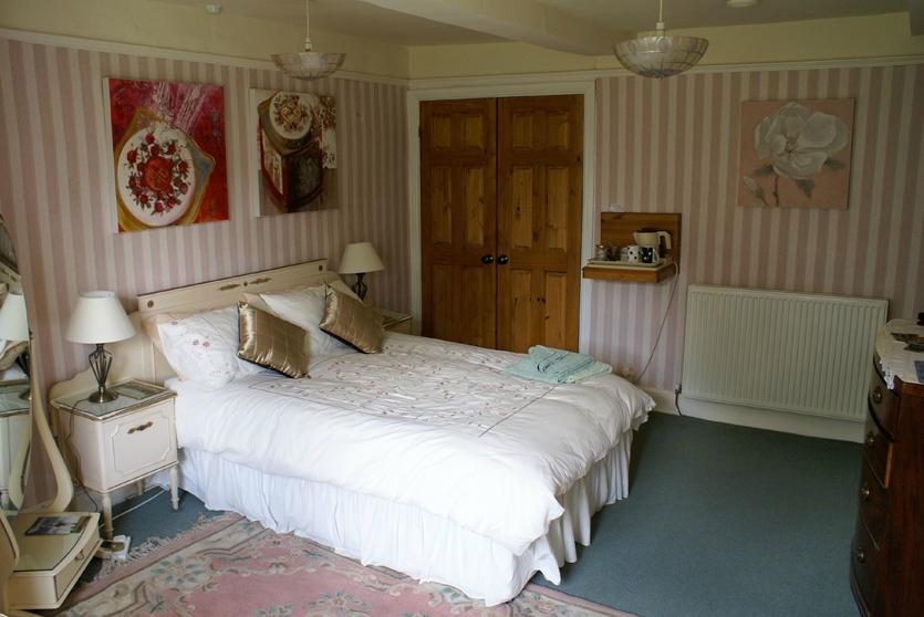 Haselor Farm Bed & Breakfast-官方