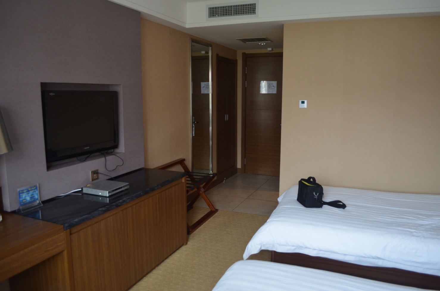 绥芬河沃尔夫宾馆-客卧