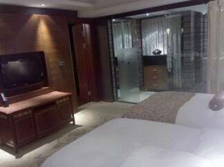 龙运大酒店主图