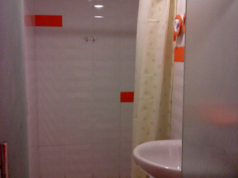 布丁严选酒店(杭州河坊街城站地铁站店)主图