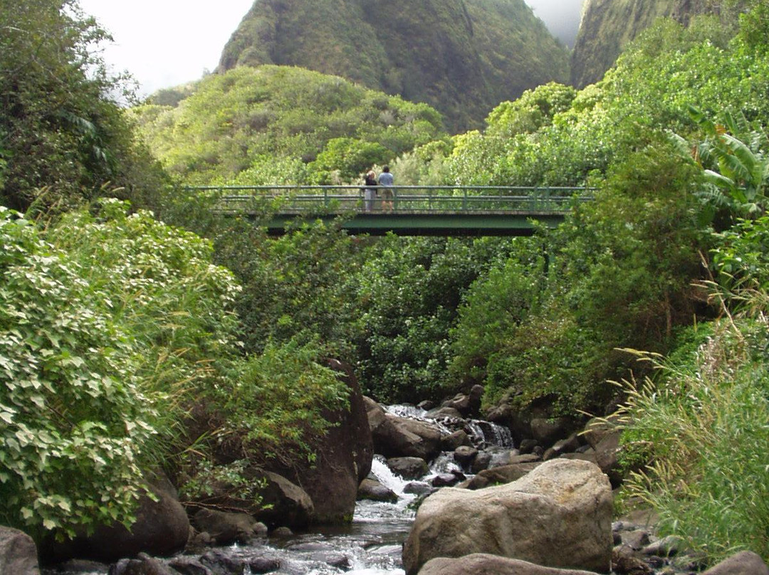 伊奥谷州立纪念碑-怀露库必去景点