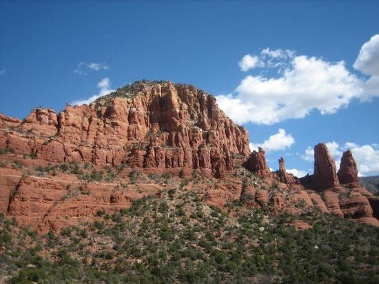 红岩圣十字教堂-塞多纳必去景点