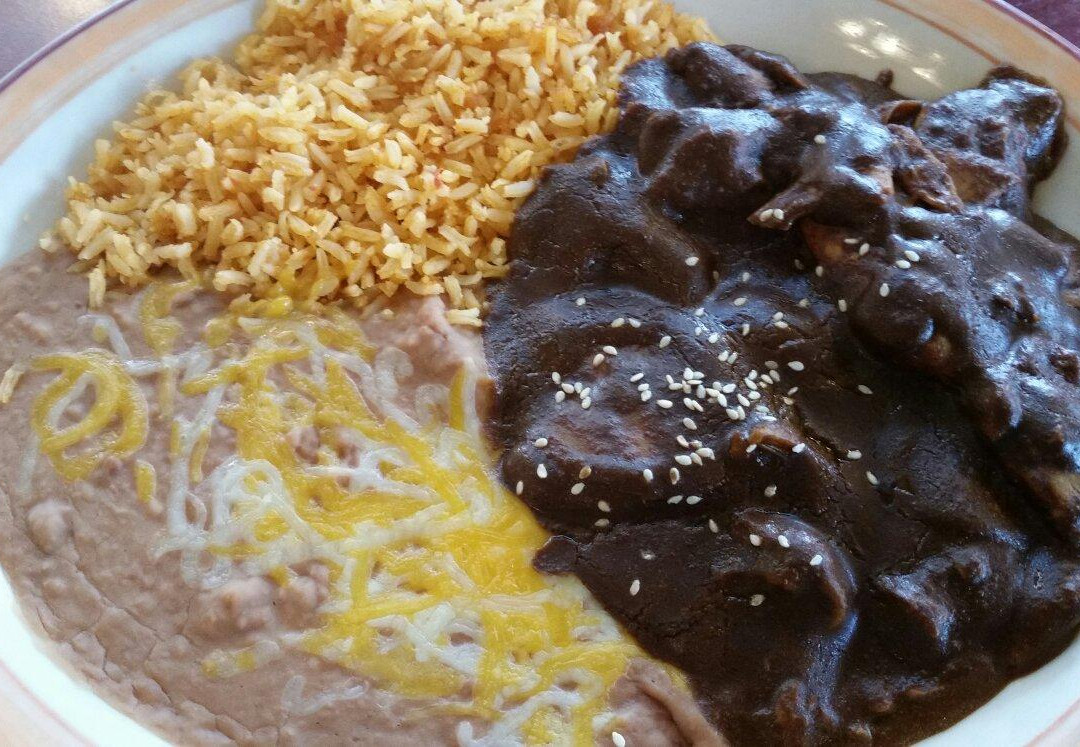 Placentia餐馆和美食-The Whole Enchilada