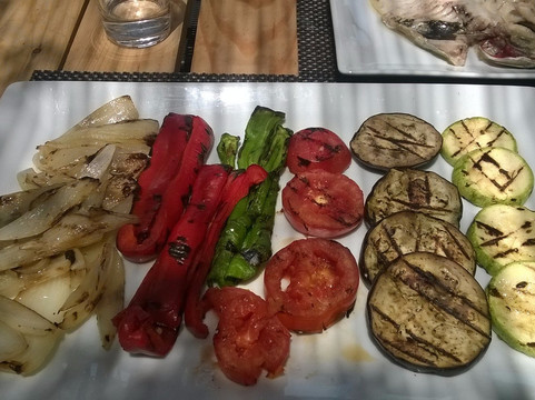 Tahivilla餐馆和美食-A Los Cuatro Vientos