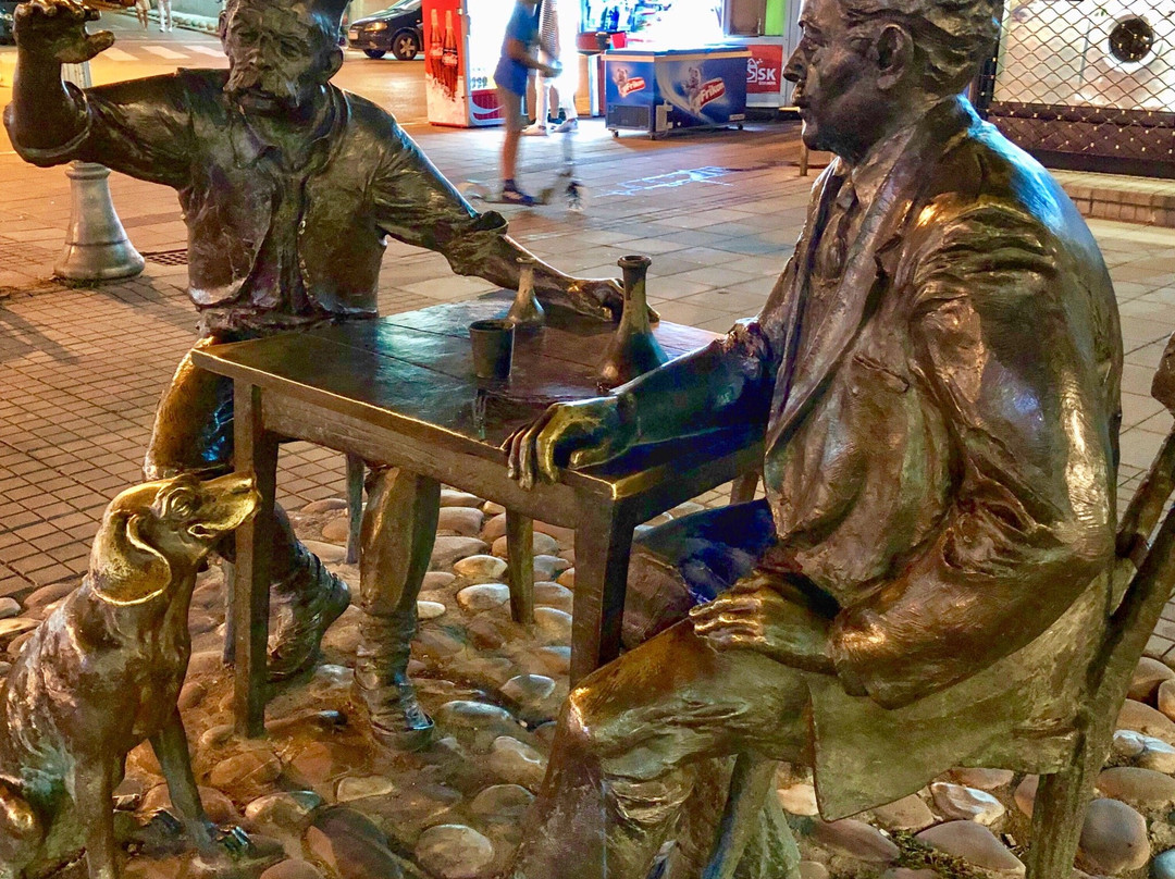 Nis旅游景点-The Monument of Stevan Sremac and Kalca