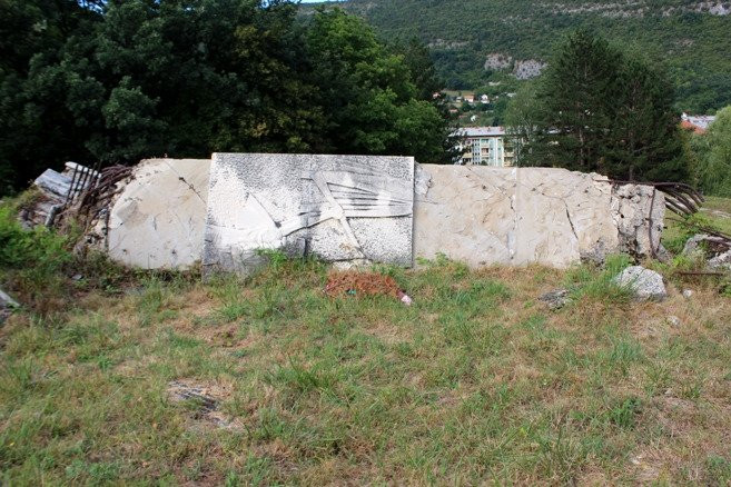 Monument to the Fallen Fighters of the National Liberation War景点图片