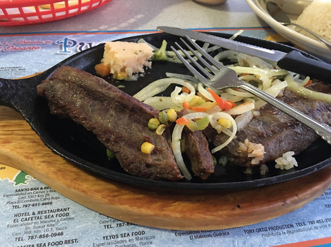 Anasco餐馆和美食-Restaurante El Coche