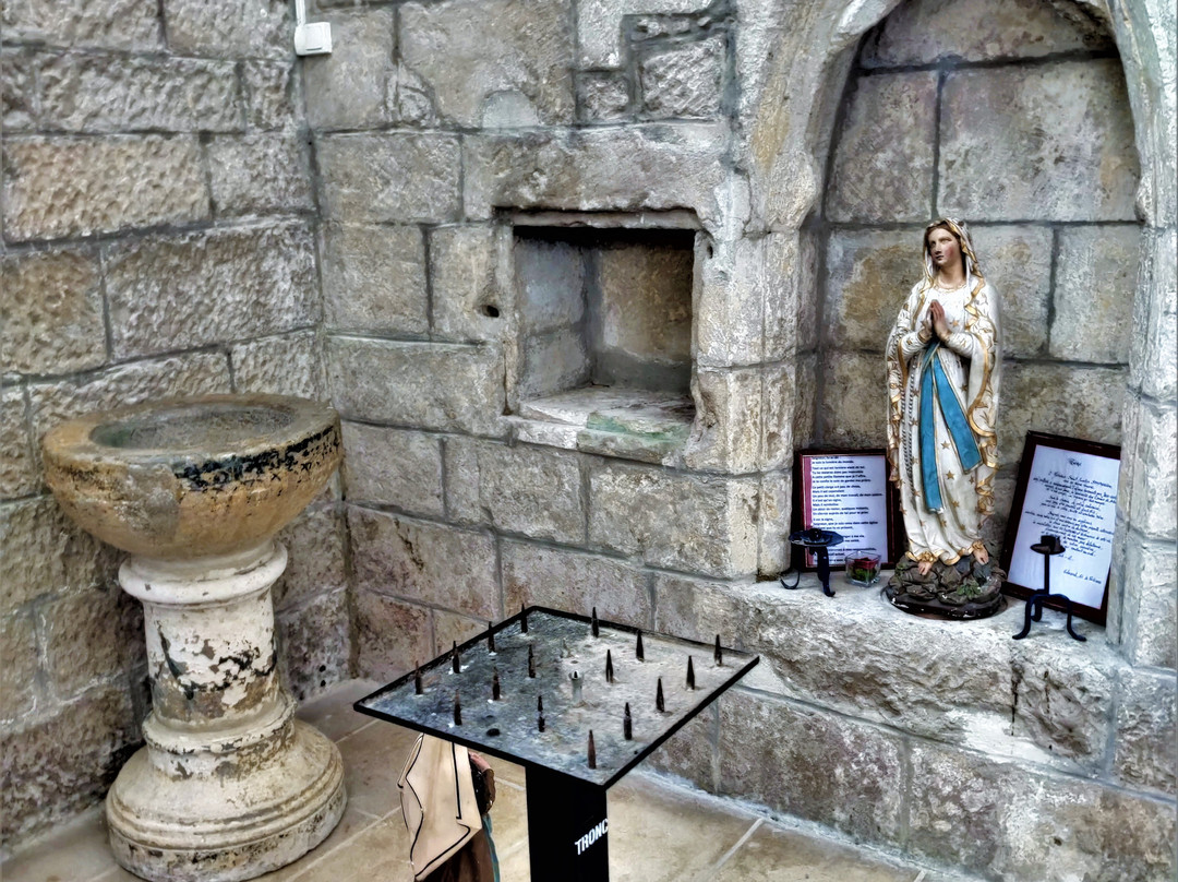 Eglise Saint-Symphorien-Saint-Symphorien必去景点