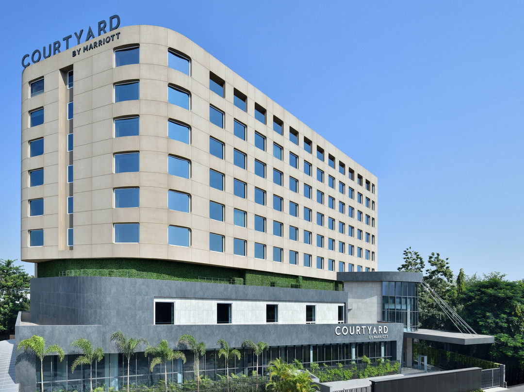 Courtyard By Marriott Nashik主图