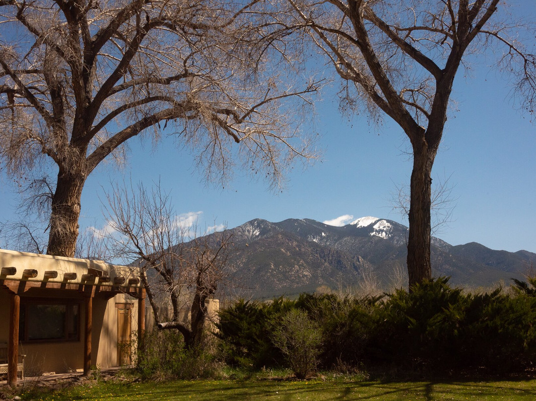 Hacienda del Sol主图