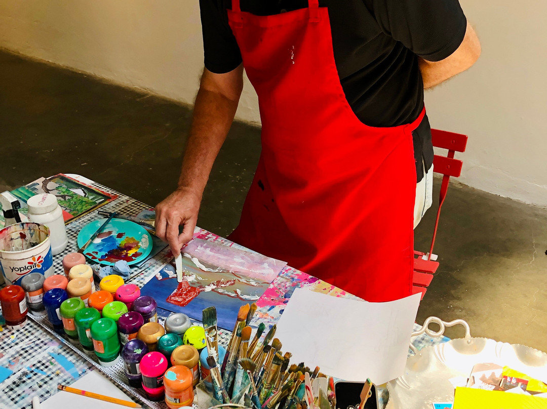 EMongrell Art Studio-圣米格尔护城必去景点