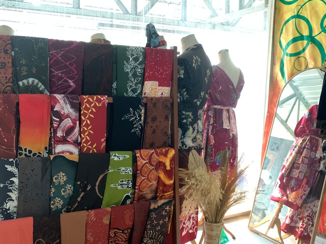 Saniyya Batik & Butik-Muntilan必去景点