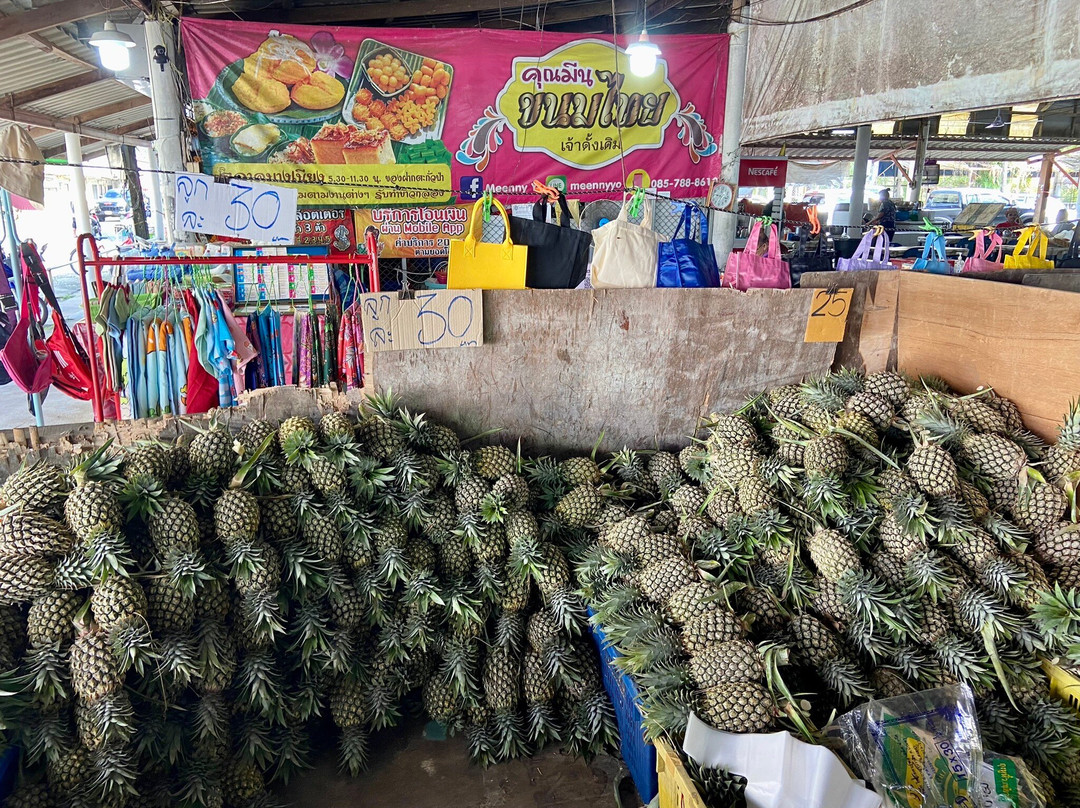 Takuapa Flea Market景点图片