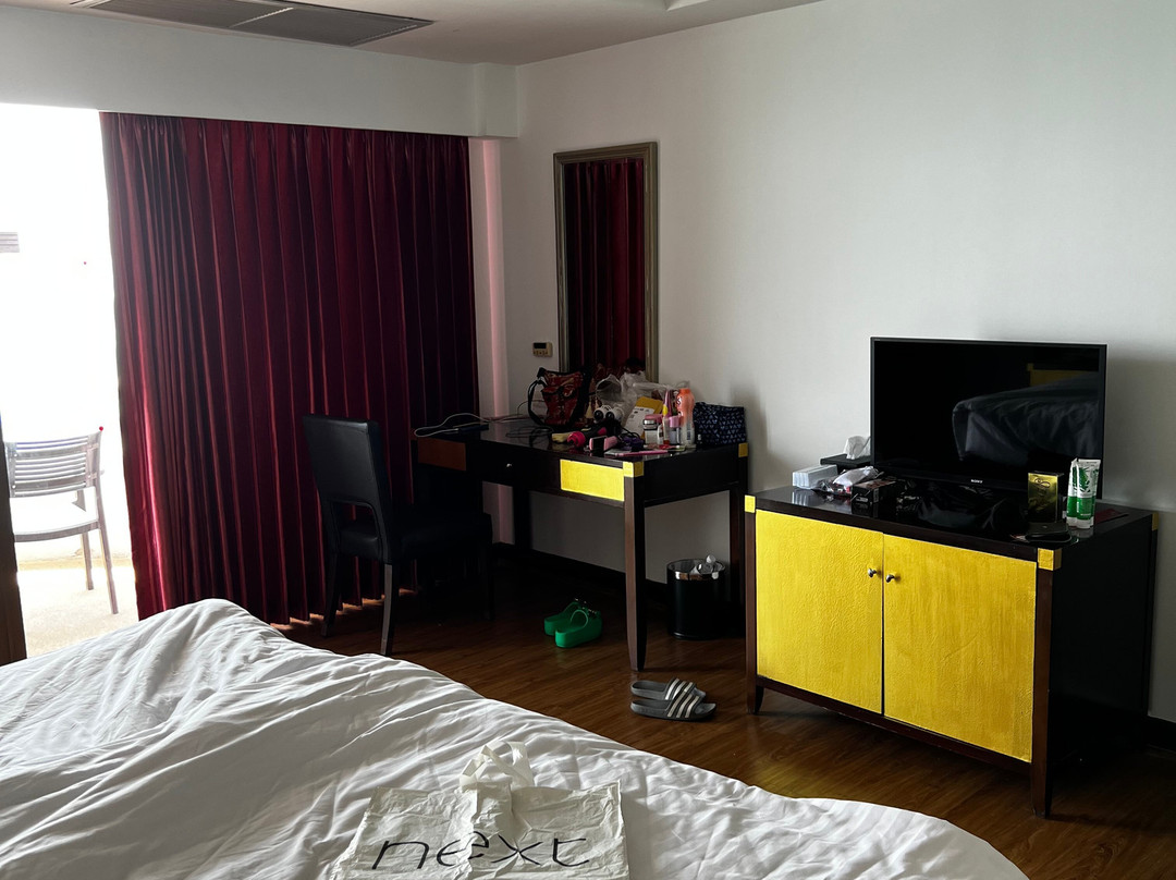 富拉玛乔木提恩海滩酒店主图