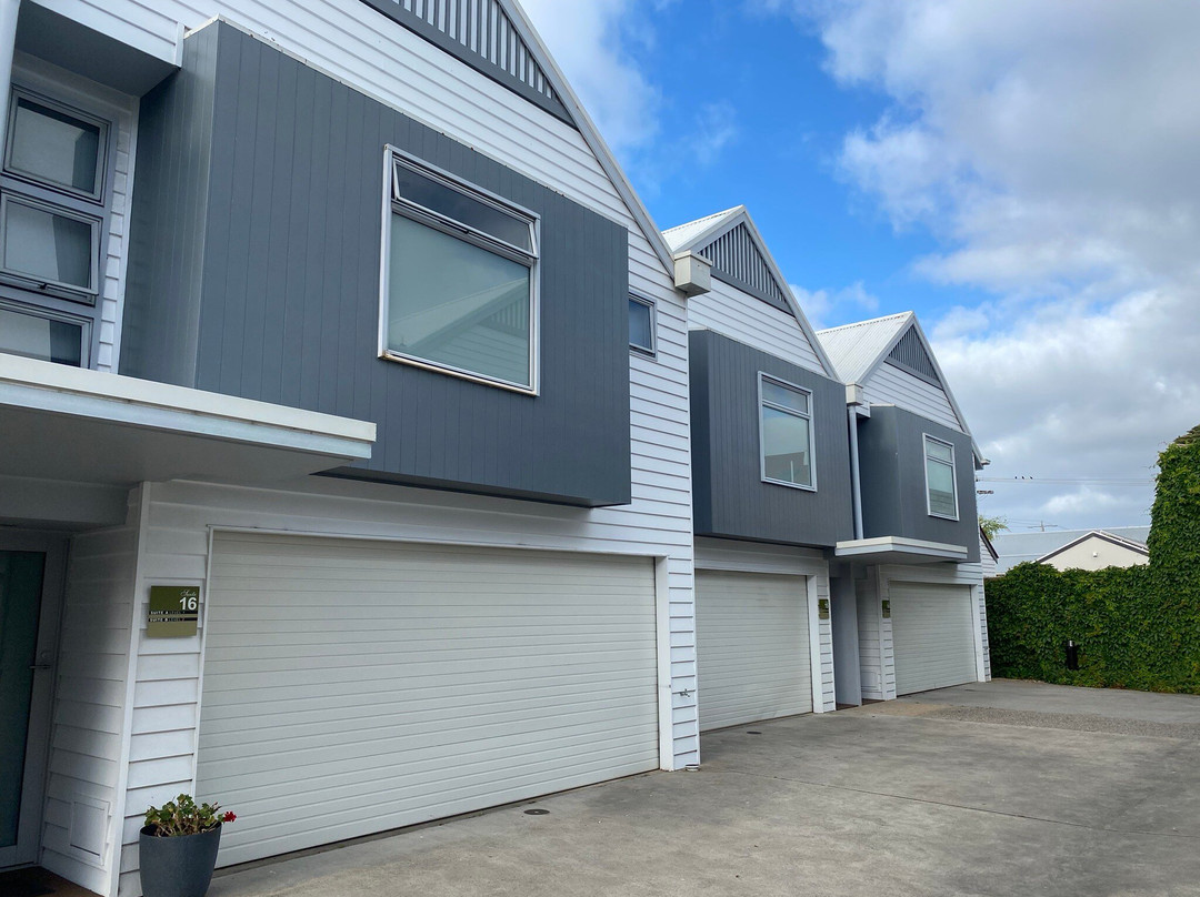 The Victoria Apartments主图