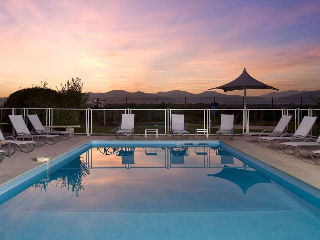 科尔玛诺富特酒店主图