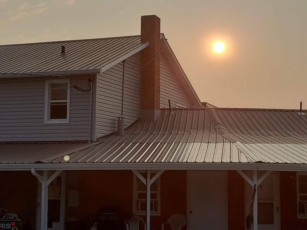 Pioneer Motel & RV Park主图