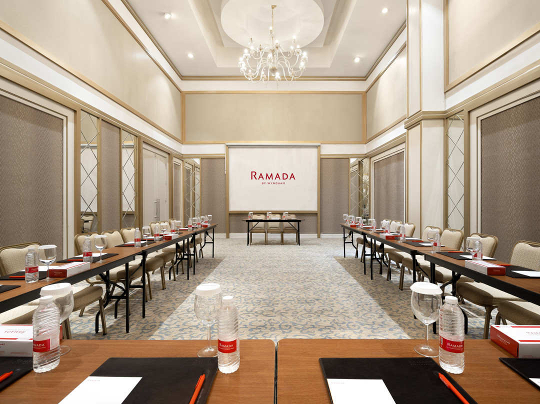 Ramada By Wyndham Sulaymaniyah Salim Street主图