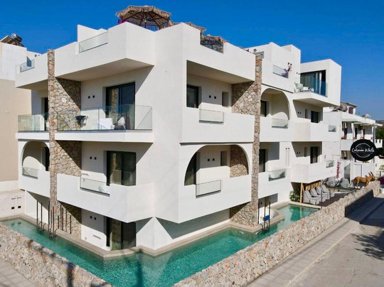 Cabana White Boutique Hotel & Suites