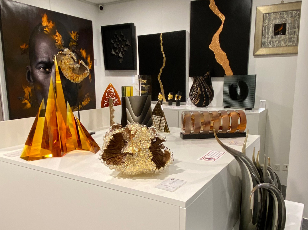 Gallery O景点图片