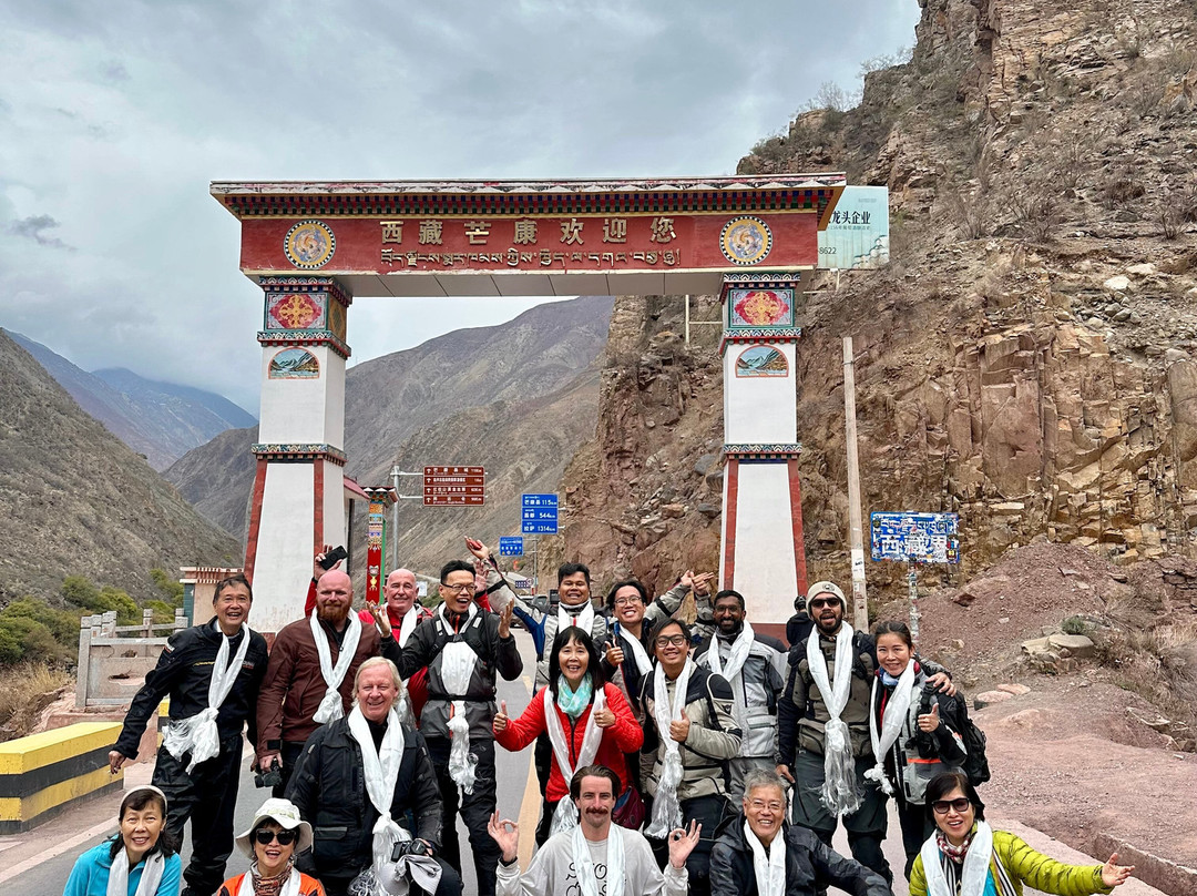 RideChina Motorcycle Tours-昆明市必去景点