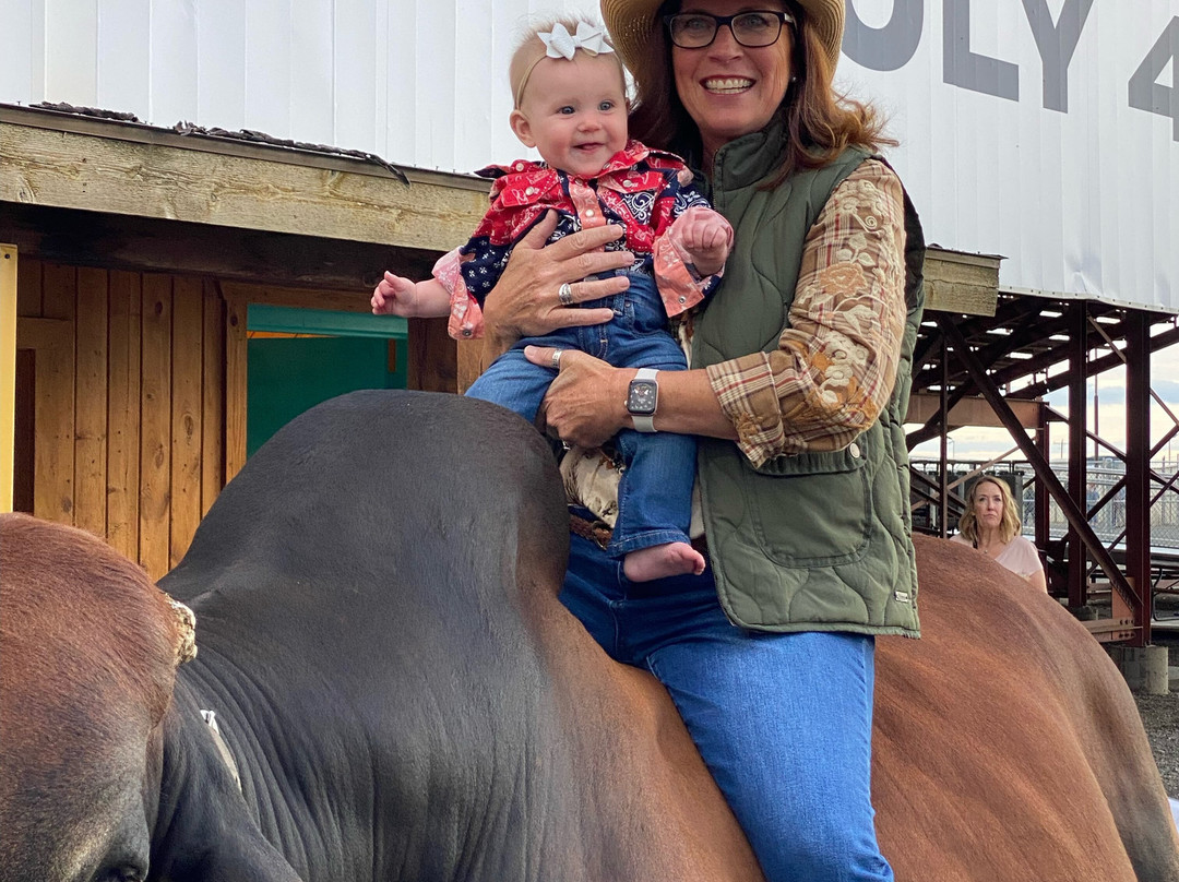 Moose Creek Lodge and Suites主图