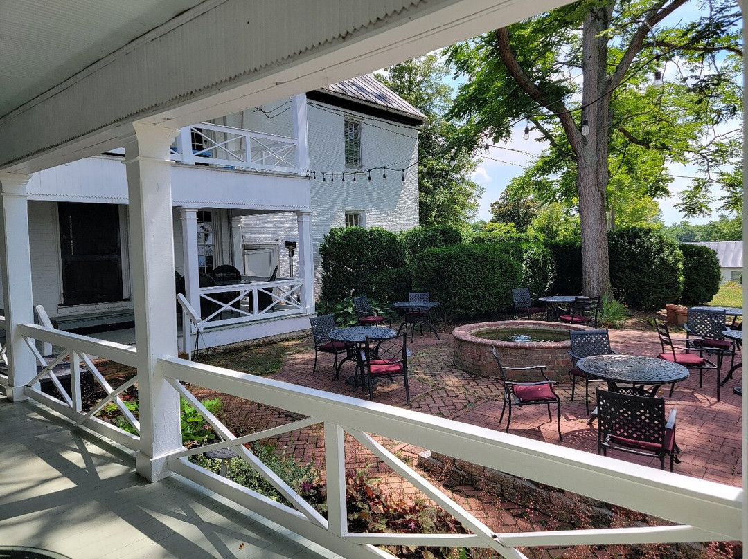 The Inn & Tavern at Meander主图