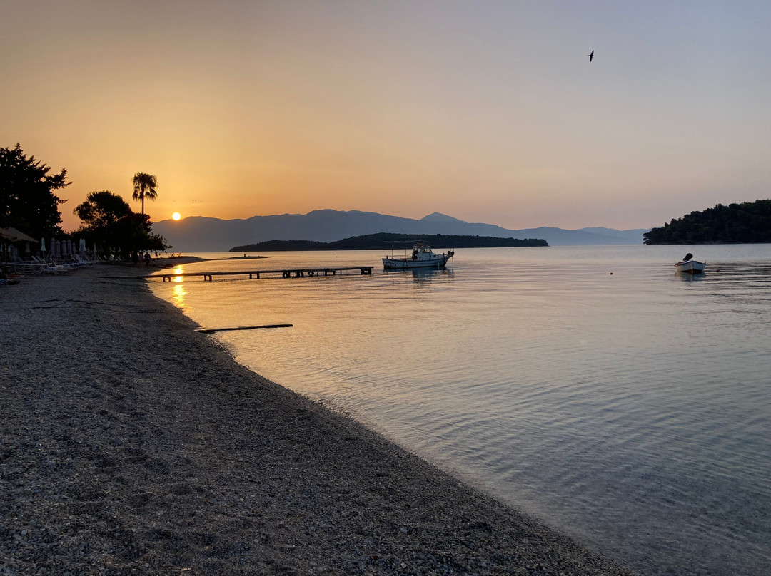 Avra Beach Hotel主图