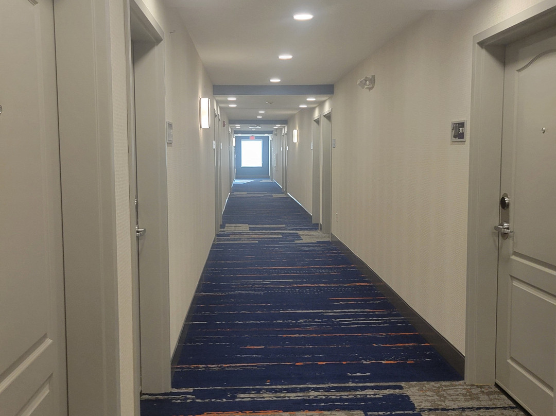 Hampton Inn Clinton主图