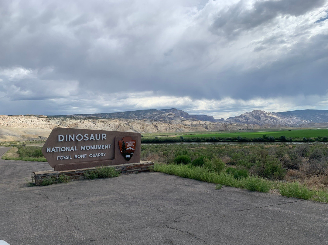 Quarry Visitor Center-Jensen必去景点