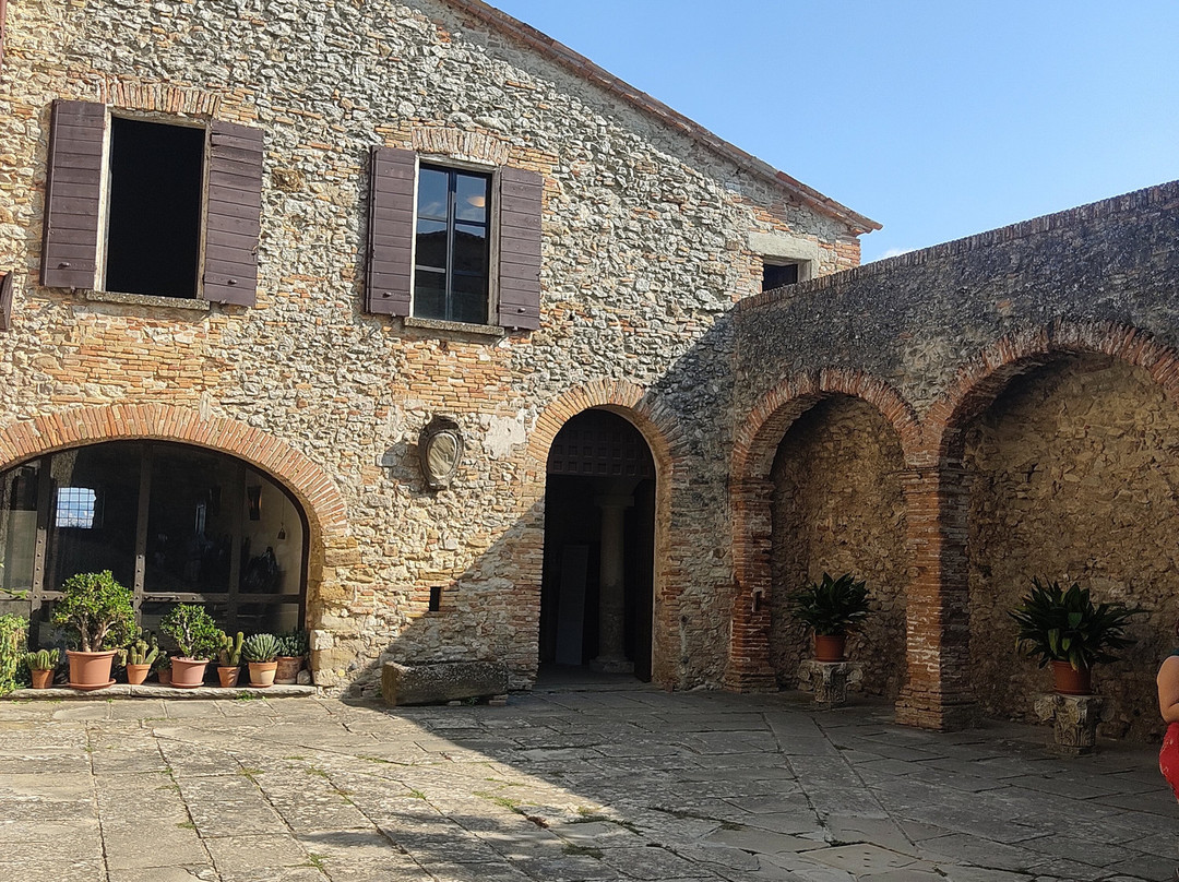 Castello di Montebello景点图片