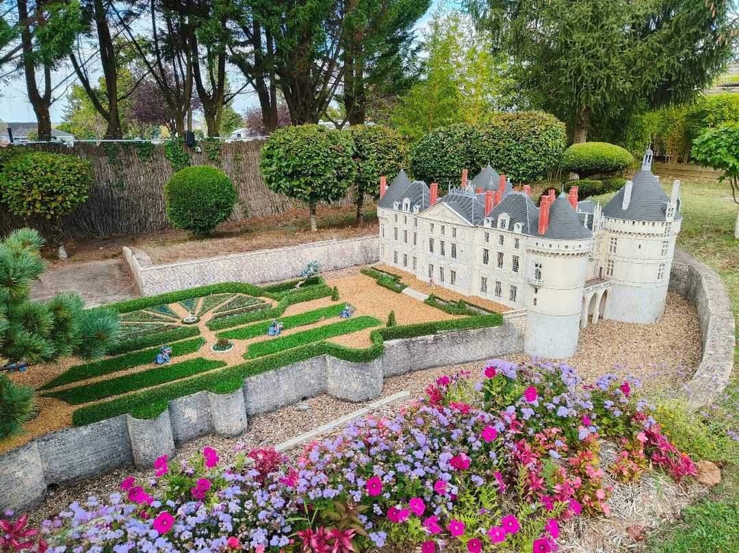 Parc Mini-Châteaux景点图片