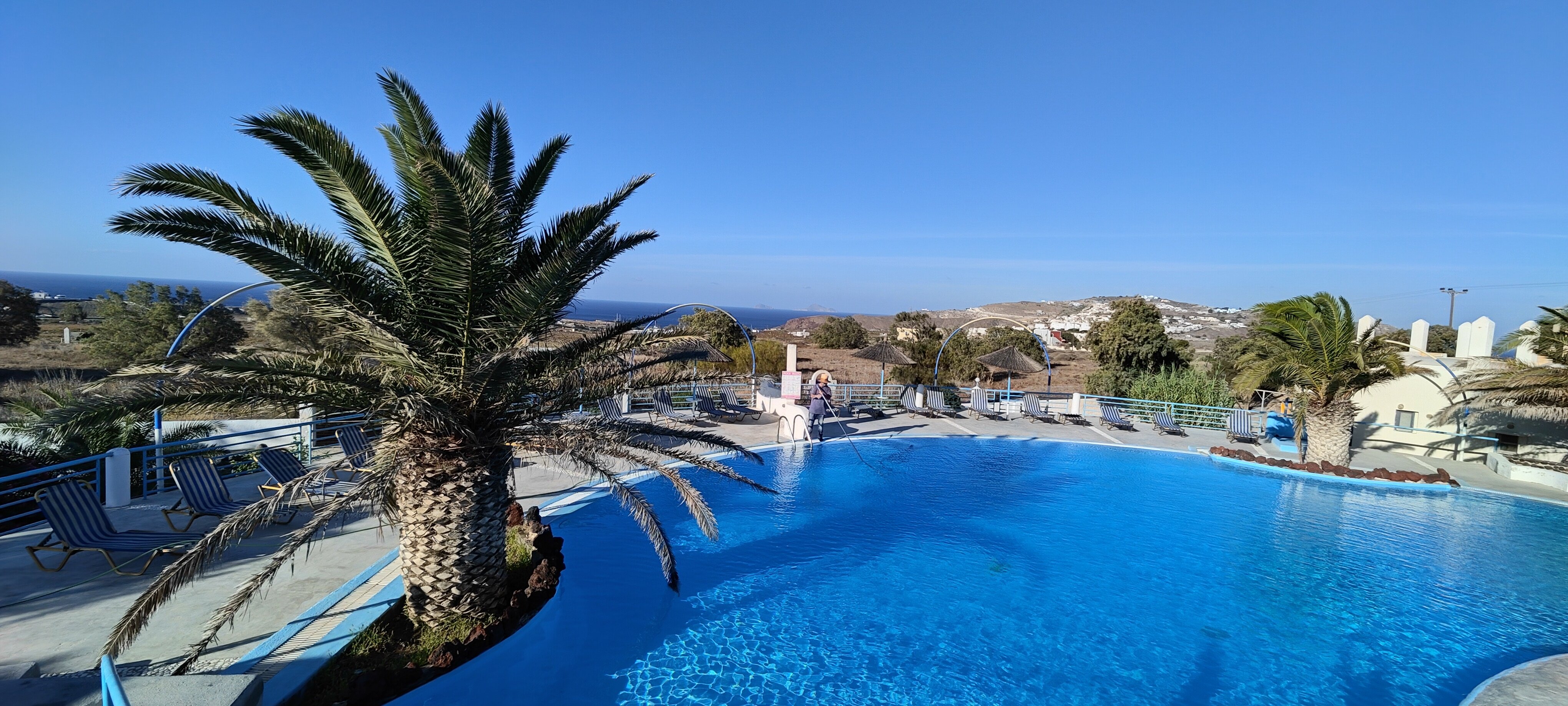 Caldera View Bungalow Resort-泳池