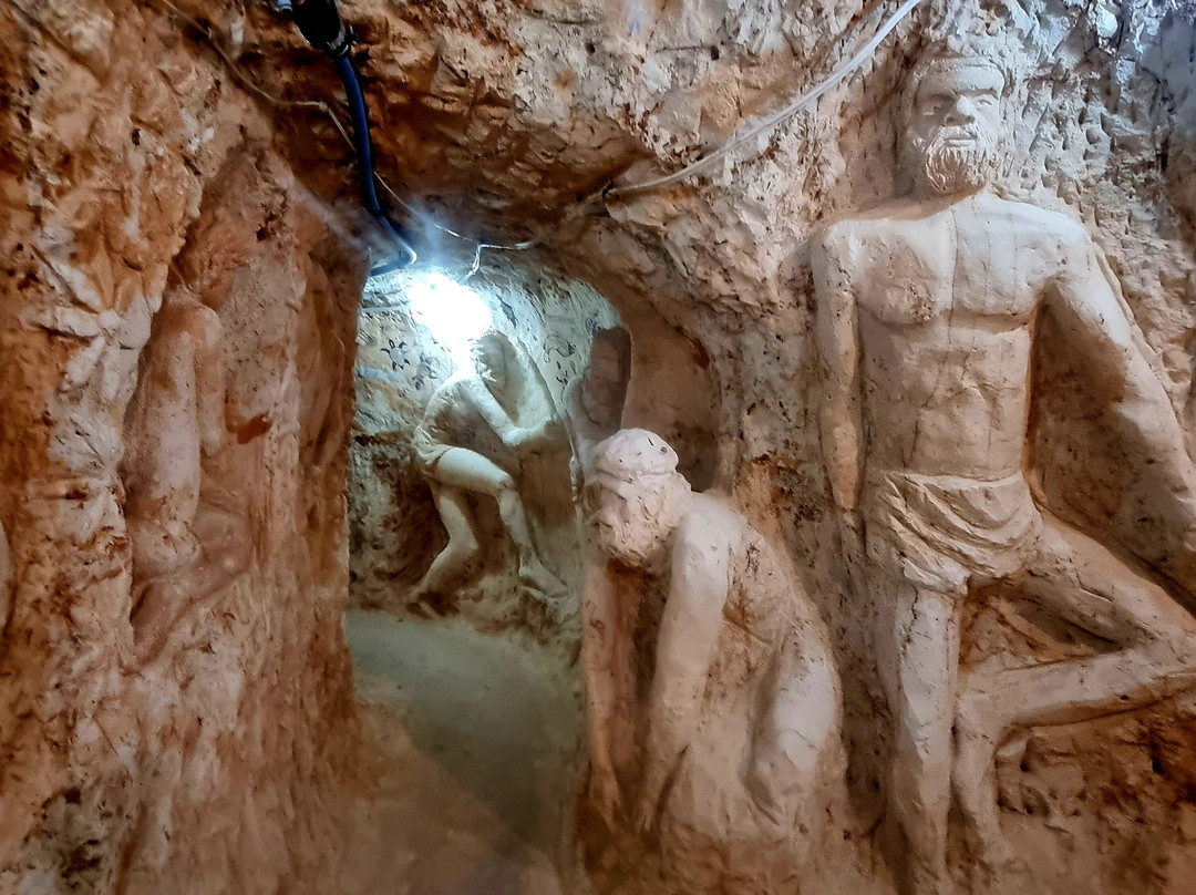 Lightning Ridge Visitor Information Centre-Lightning Ridge必去景点