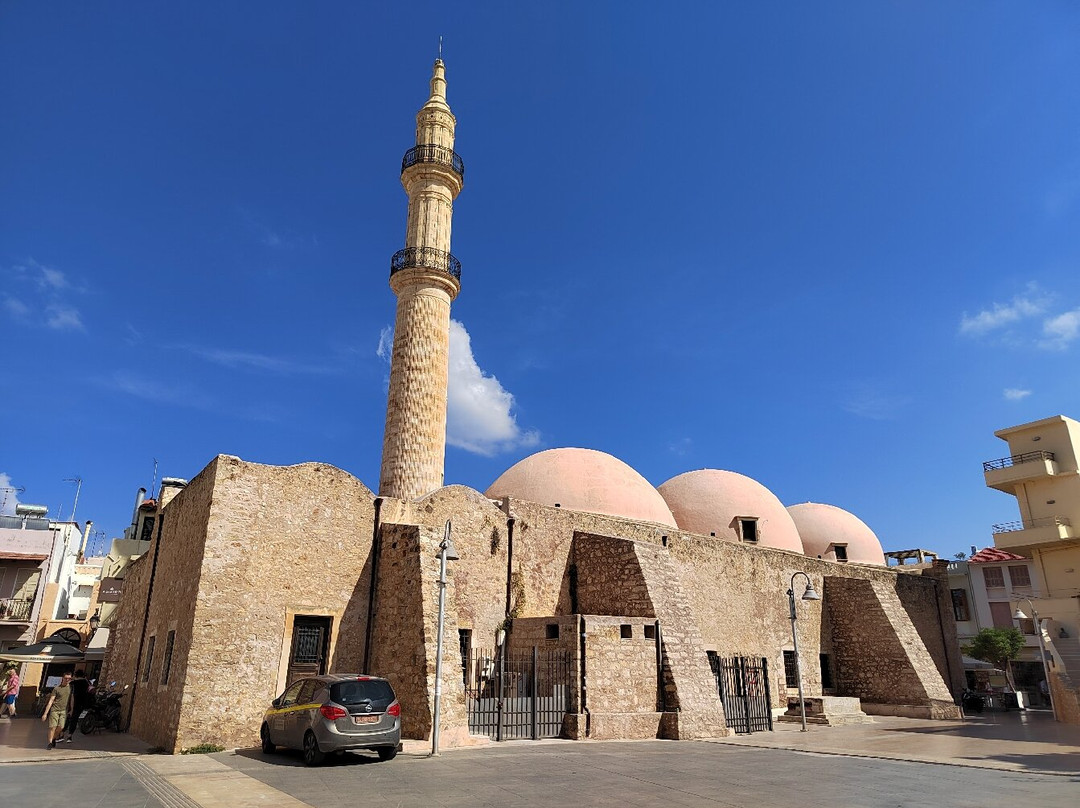 Moschea Neratze-雷斯蒙必去景点