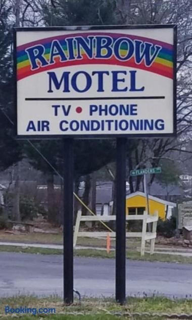 Rainbow Motel