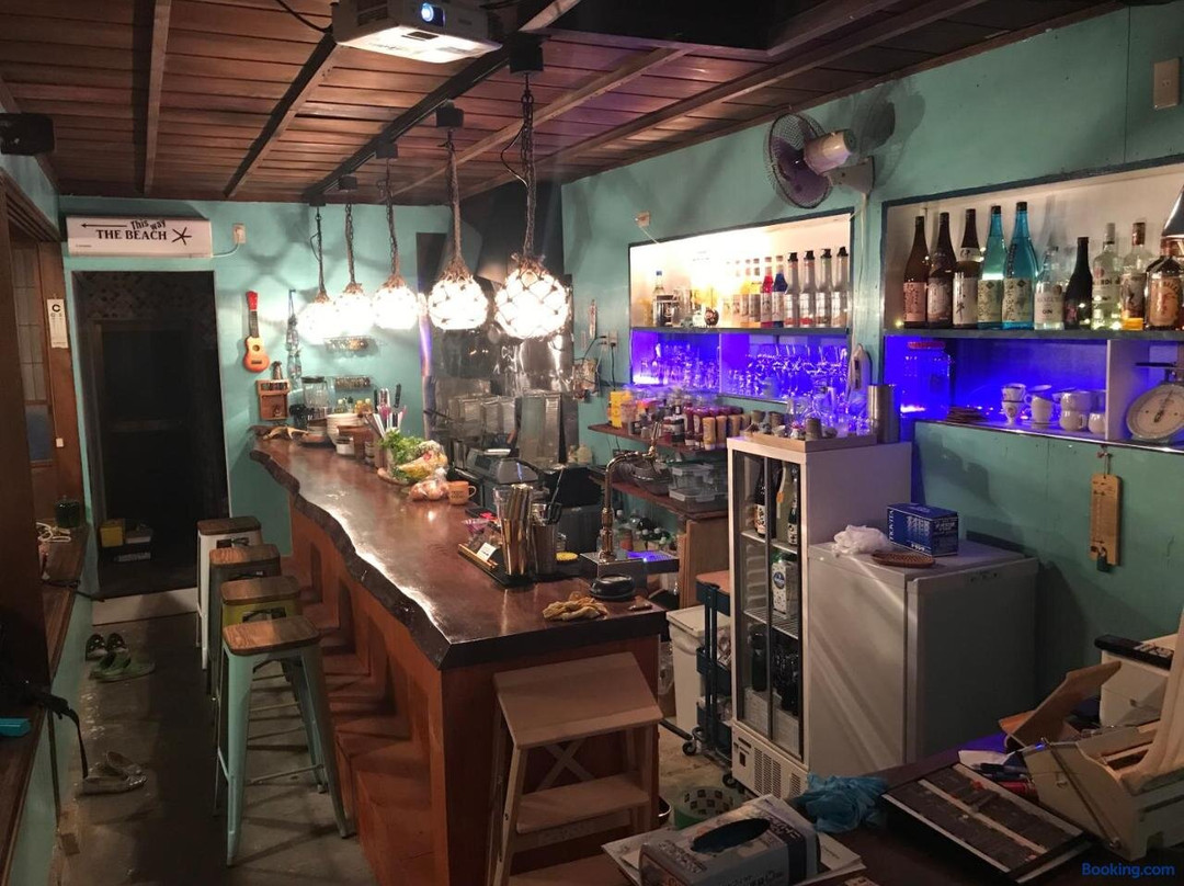 客栈 & 酒吧 钻石头