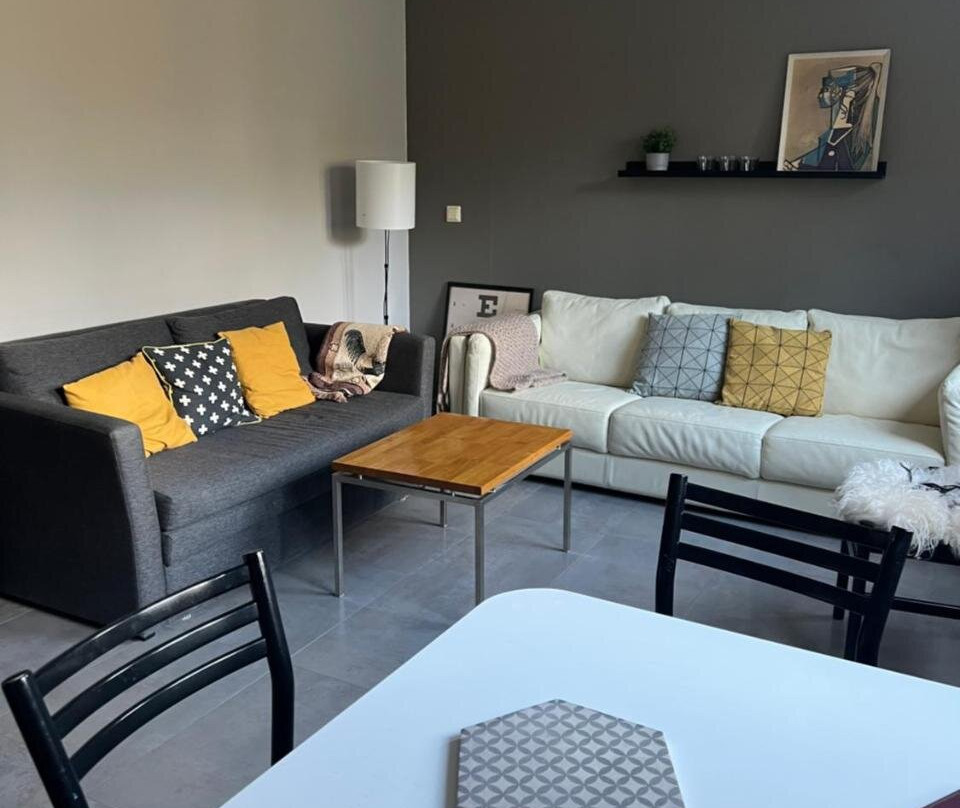 Varmi Guesthouse Apartments & Rooms