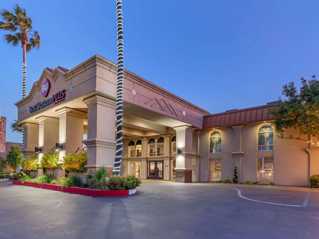 贝斯特韦斯特普勒斯山顶旅馆主图