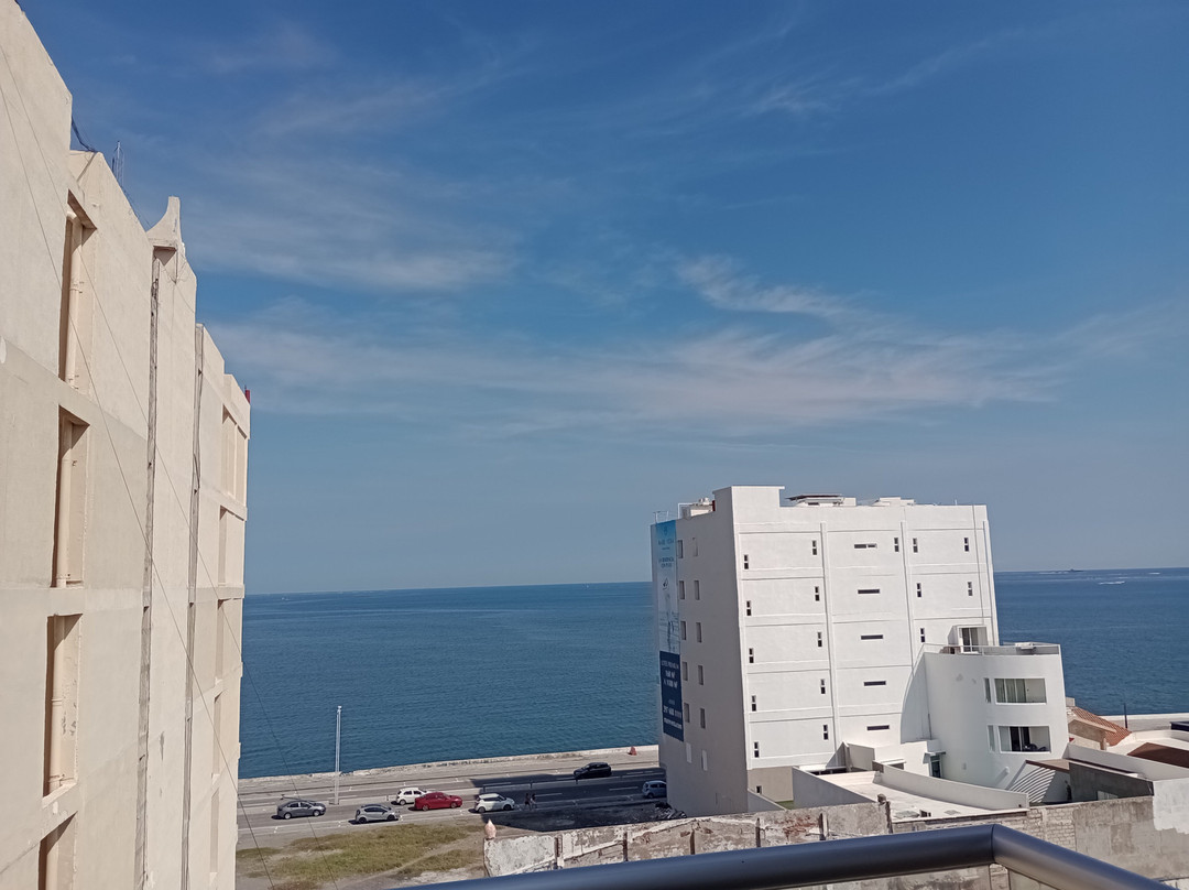 克利佩顿酒店主图