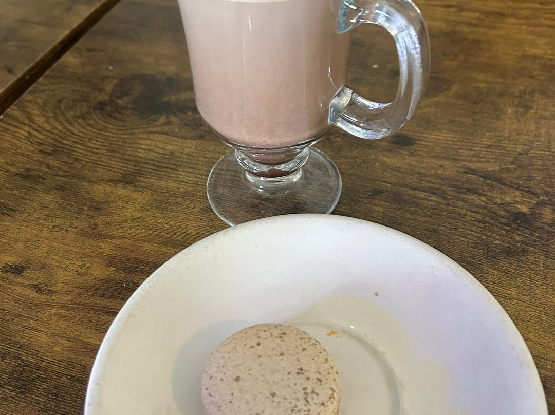 Mademoiselle Paris, Anna Maria Island