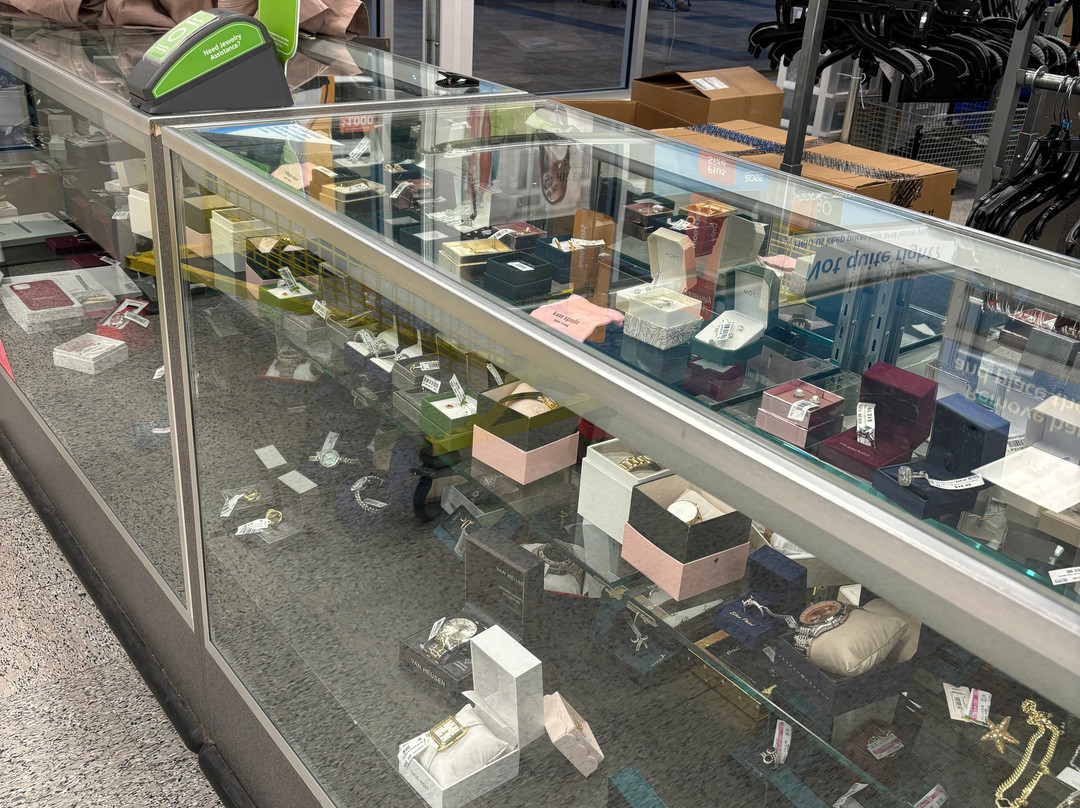 Ross Dress for Less-格伦伍德温泉必去景点