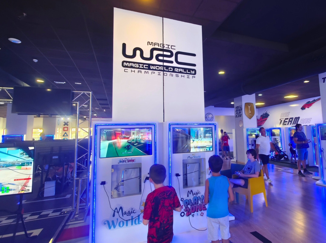 公爵大酒店主图