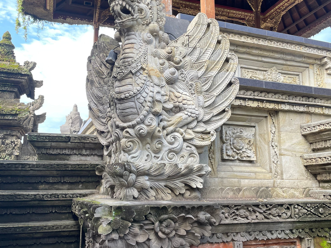 Palace Info-培图鲁必去景点
